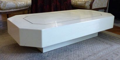 Mobilier Moderne Table basse laquée blanche de forme octogonale, avec un décor de...