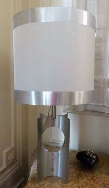 Mobilier Moderne Lampe contemporaine en aluminium