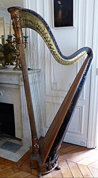 Harpe à colonnes de Sébastian ERARD Harpe à colonnes, à huit pédales de Sébastian...