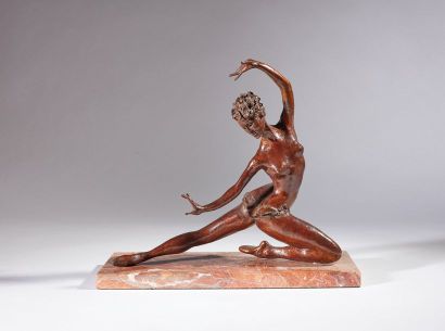Tom MERRIFIELD (né en 1932) 
Danseuse 
Bronze...