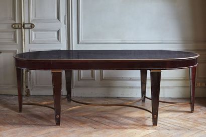 null Jean Maurice ROTHSCHILD (1902-1999)
Table de salle à manger, c. 1950, en bois...