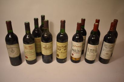 null 2 bouteilles Château La Closerie de Camensac, Haut-Médoc, 1998. 

2 bouteilles...