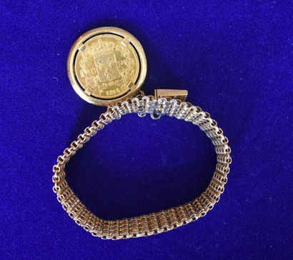 null Bracelet ruban souple en or jaune 18K (750), à maillons rectangulaires et agrafes...