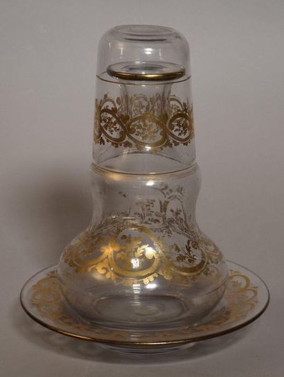 WATER GLASS in crystal with golden friezes....