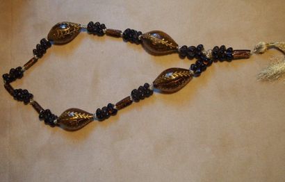 LARGE Venetian style glass paste NECKLACE....