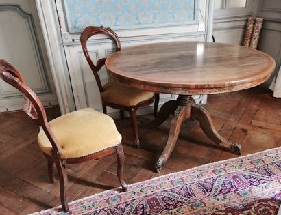  Library GUERIDON in mahogany and THREE DIFFERENT CHAIRS. 
 
LOT DELIVERED TO THE...