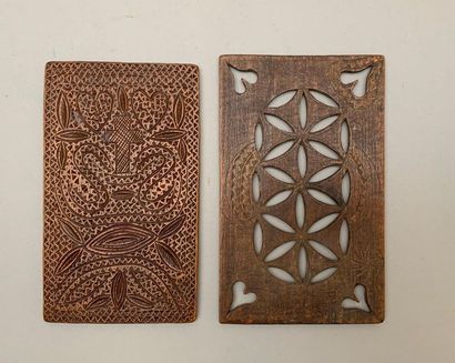 null Two lace folders, one with openwork decoration, the other with carved decoration...