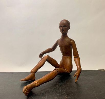 null Mannequin en pin, les doigts des mains et des pieds sculptés. Angleterre. XIXème...