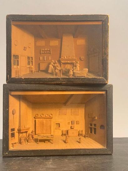 null Deux intérieurs néerlandais dans une boite vitrée, personnages en bois sculpté,...