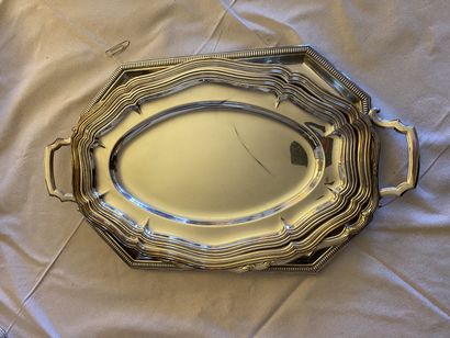 null SILVER METAL LOT: serving dish with handles, three oval dishes, bowl and covered...