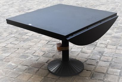null ZANOTTA: Square EATING ROOM TABLE with round central leg and SIX CHAIRS.