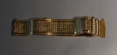 null BRACELET supple gold ribbon with trimmings motif, set on the runner with two...