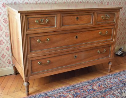 Rectangular COMMODE with three rows of drawers....