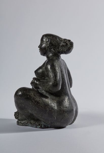 null Antoniucci VOLTI (1915-1989)

Seated bather

Bronze with green patina. Susse...