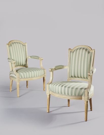 Pair of cabriolet armchairs with basket-handle...