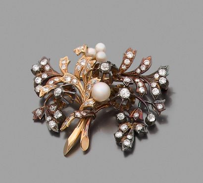 null Bouquet brooch in 18K (750) yellow gold set with old, brilliant or 8/8 cut diamonds...