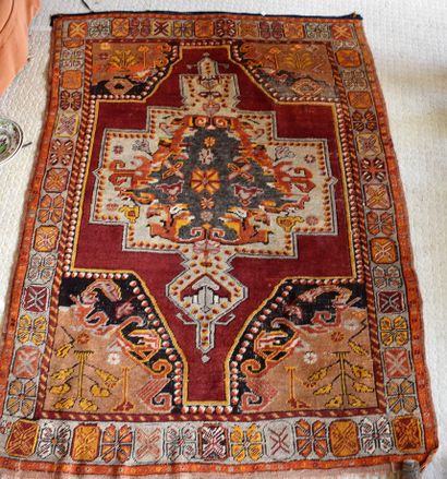 null North Africa carpet, orange background. Length 162 - Width 118 cm