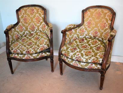 null Pair of stained and carved wood shepherds, Louis XVI style. Height 87 cm