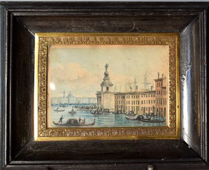 null QUATRE MINIATURES à l’aquarelle : Vues de Venise. Fin du XIXe siècle. Haut....