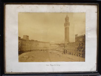  LOT OF SIX FRAMED PHOTOGRAPHS: Rome, Venice, Eze. 
Lot delivered to the firm.