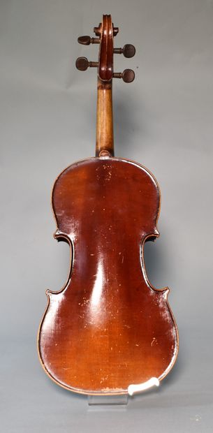 null Companion violin (Length 56 cm) in its case.

ATTACHED: TWO BOWS (Length 67,4...