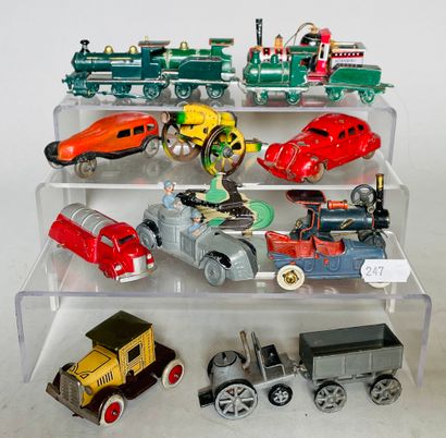 null CS – GERMANY – CK (1930/1940) :

Lot divers de jouets de bazar, en tôle et plomb...