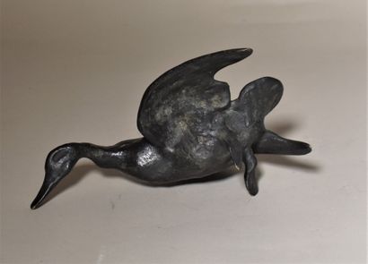 null Pierre-Emile THORAIN (1904-1983): Duck in flight. Proof in bronze. Length :...
