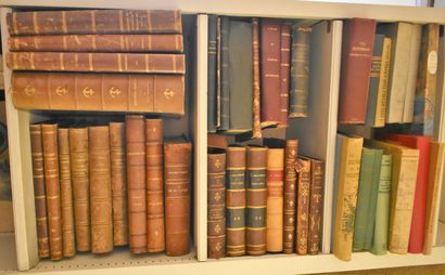 null LOT OF VARIOUS BOOKS in half-binding or paperback.
