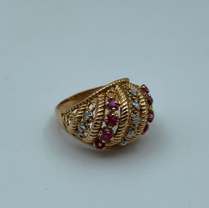 CAGE RING in yellow gold set with diamonds...