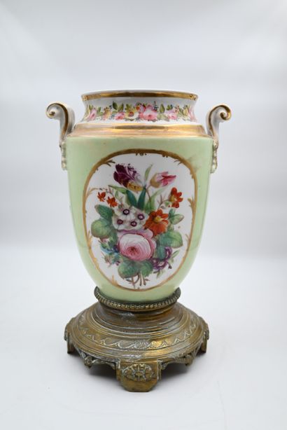 Porcelain vase with green and gilded background,...
