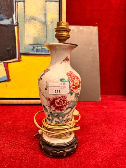 null CHINA: Porcelain ovoid vase with peony decoration, transformed into a lamp.