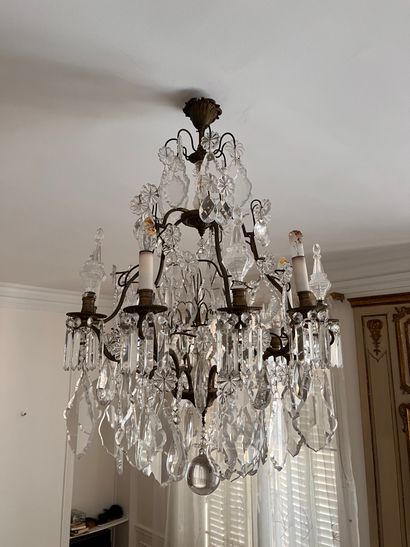 LARGE LUSTRE with pendants with eleven lights...