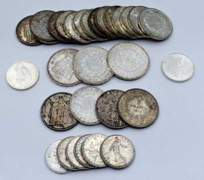 null NINE PIECES of 10 FF silver - THREE PIECES of 50 FF silver - SIX PIECES of 5...