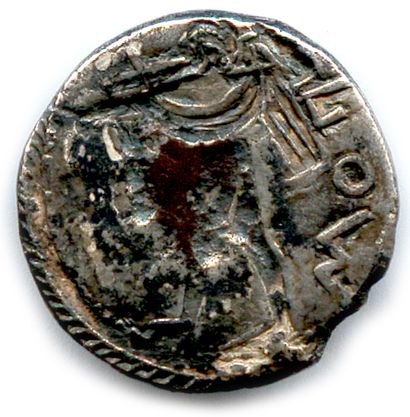 null LUCANIA - POSIDONIA 550-470

Naked Poseidon brandishing a trident. Pearl circle....