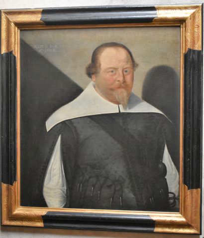 null 17th century FRENCH SCHOOL: Portrait of a man. Canvas dated 1634 (lined). Height...