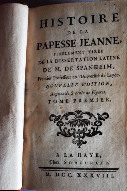 null SPAHEIM: Histoire de la papesse Jeanne. The Hague, 1738, 2T in 1 vol. 1 pl....