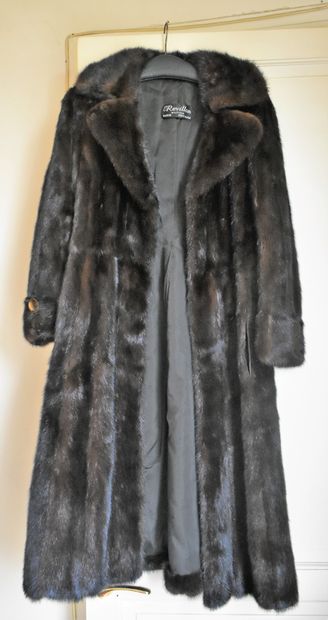 null REVILLON: Dark mink coat.