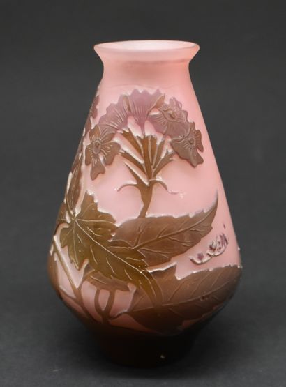 GALLE GALLE : SMALL VASE piriform in pink and brown cameo glass with decoration of...