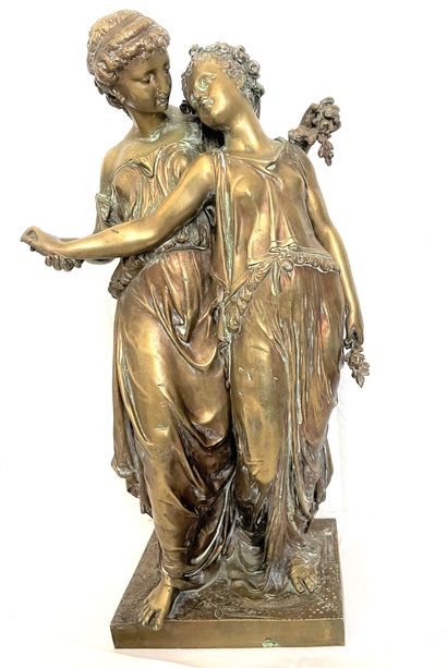 null Etienne Henry DUMAIGE (1830-1888): Femmes à l'antique. Bronze group with medal...
