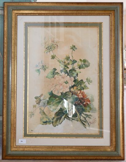 Madeleine RENAUD (1900-1994) : Vase de fleurs....