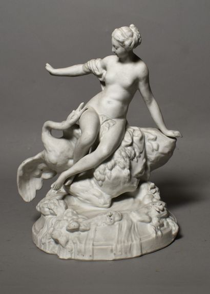 null GROUP in bisque : Leda and the swan (minor accidents). Height: 19.5 cm