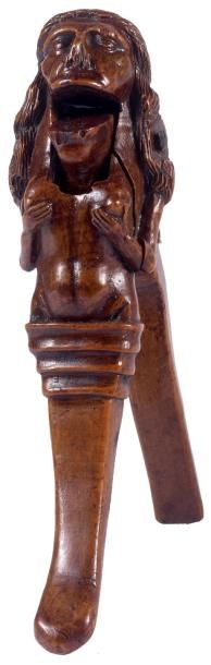 null Casse-noix «la femme lionne» en buis sculpté d'un buste de femme à tête de lionne,...