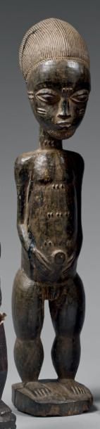 null Statuette masculine. Bois patine brune. Côte d'Ivoire, Baoulé. Haut. 43 cm