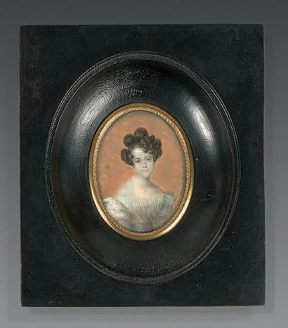 null Miniature ovale
Portrait présumé de la marquise d'Espinay, signée à droite Aimée
Thibault....