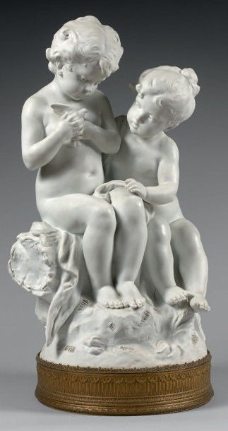 Hippolyte François Moreau (1832-1917) 
Statuette en biscuit représentant un couple...