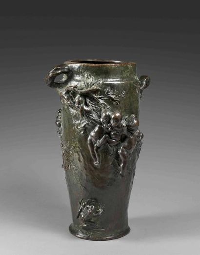Joseph Gustave CHERET (1838-1894) : Vase...