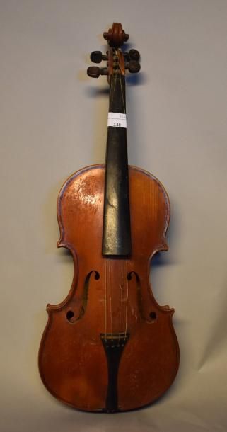 null VIOLON, porte une marque au fer et une étiquette ''Gaetano POLLASTRI / Fece...