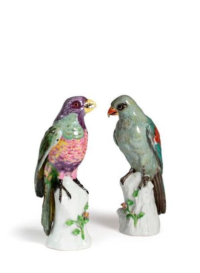 null Samson, XIXe siècle

Paire de perroquets en porcelaine polychrome.

Haut. 26,5...