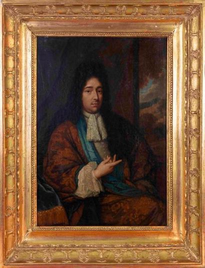 null Ecole hollandaise vers 1680
Portrait d'homme en robe de chambre brodée et jabot...