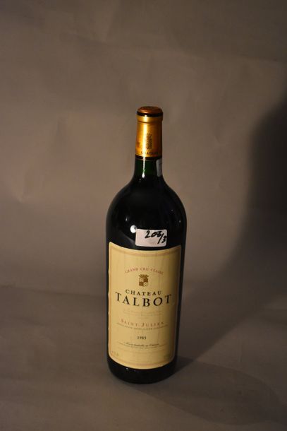 null 3 magnums Château Talbot, Saint-Julien rouge 1985.